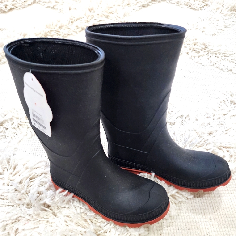 Black Rain Boots kids size 1